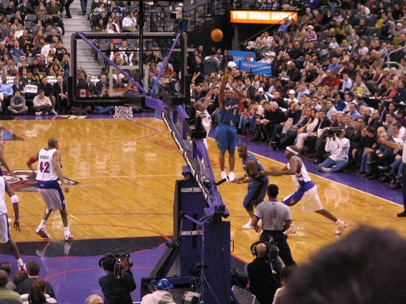 Raptors - 02.04.2005 077.jpg